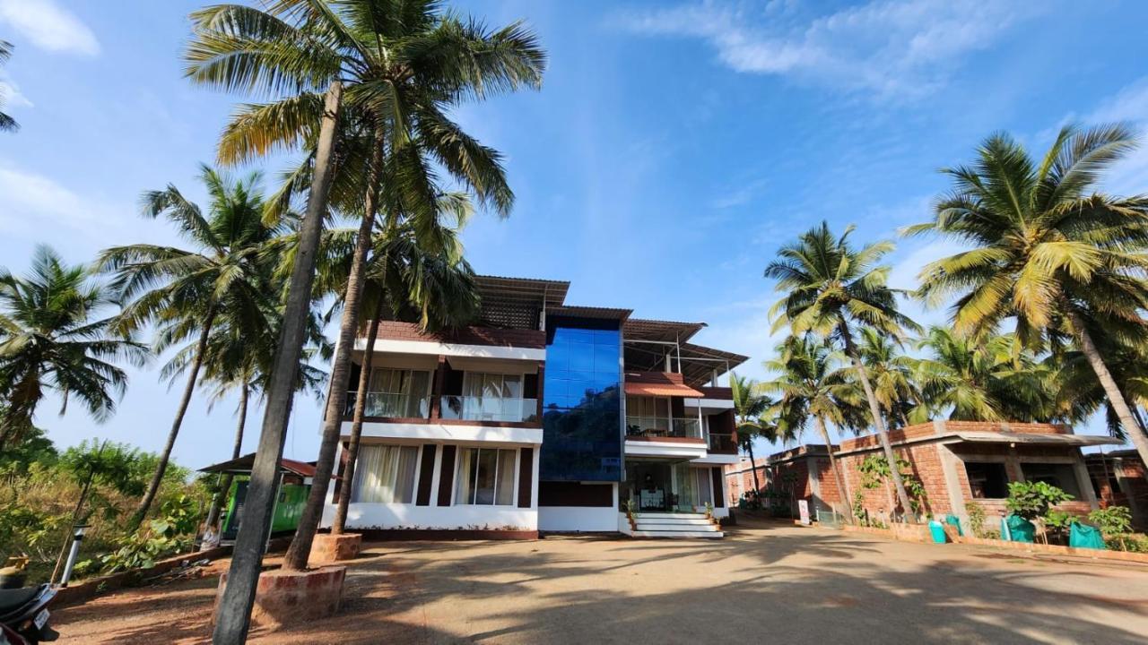 Coastal Bay Beach Resort Harnai 外观 照片